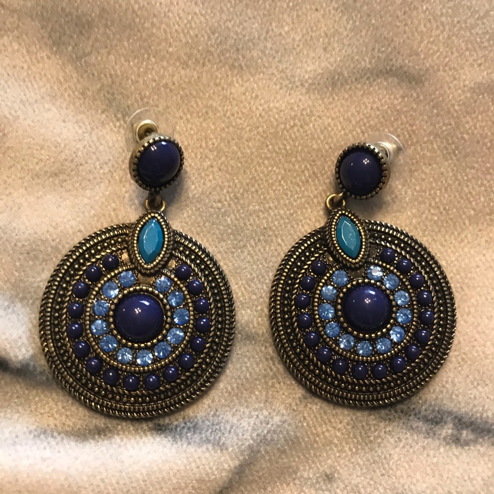 Vintage like Victorina Round Earrings